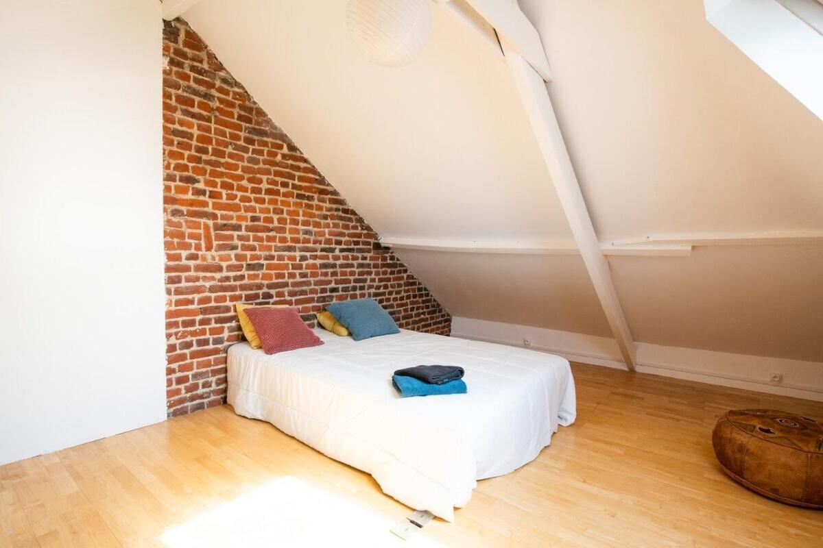 Maison Cosy 4 Chambres, Terrasse, Garage Prive Croix Eksteriør billede