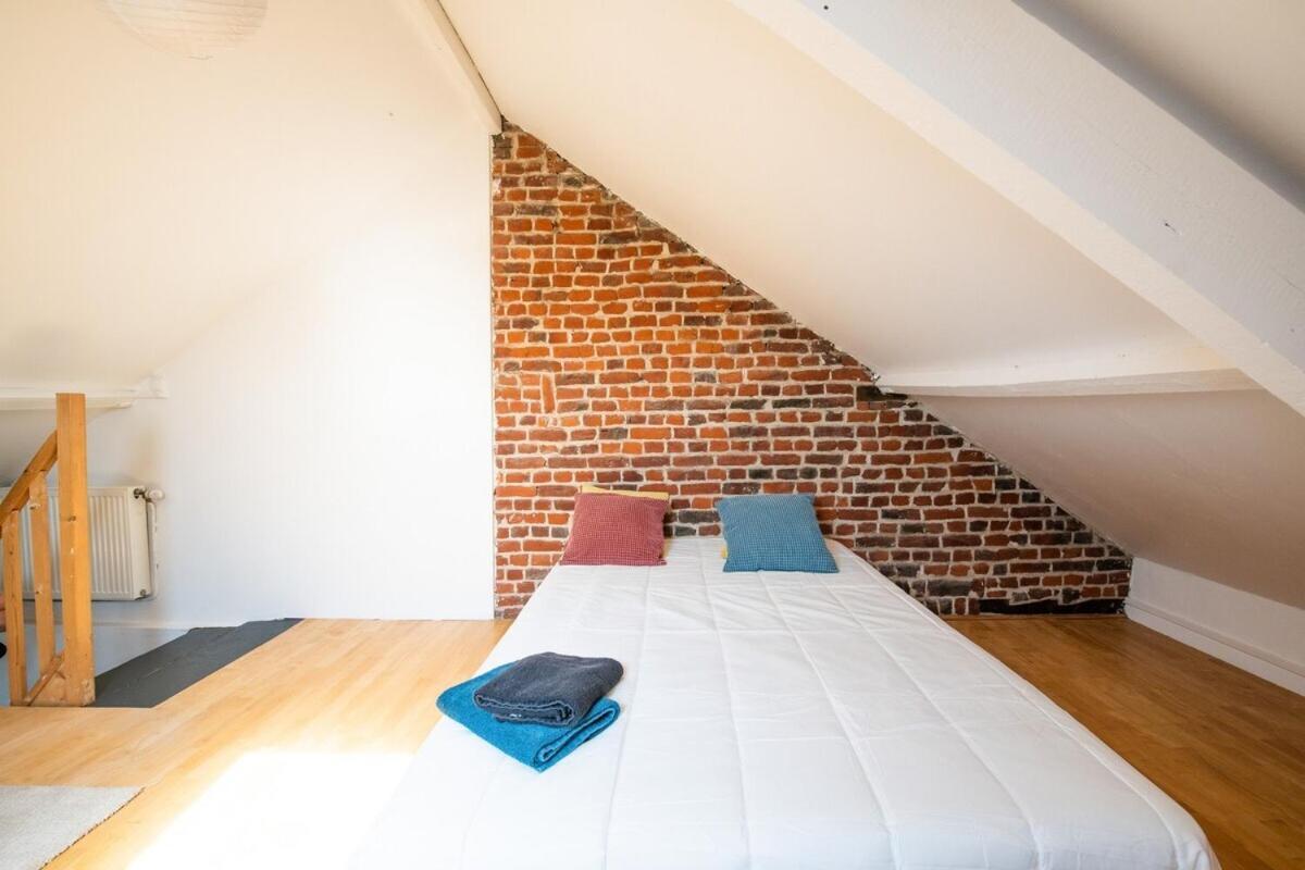 Maison Cosy 4 Chambres, Terrasse, Garage Prive Croix Eksteriør billede
